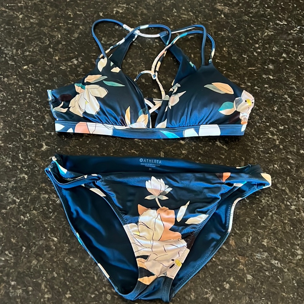 Athleta Swim Suit Set
